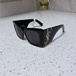 100% AUTHENTIC!!! Saint Laurent Black and Gold Sunglasses SLM119BLAZE-001